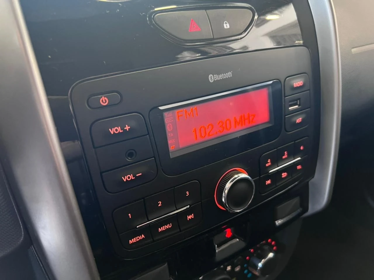 RENAULT DUSTER