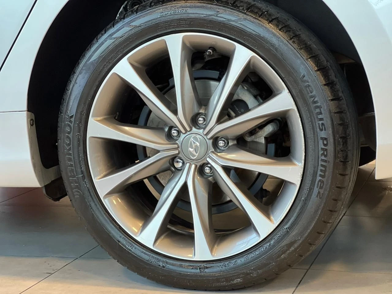 HYUNDAI AZERA
