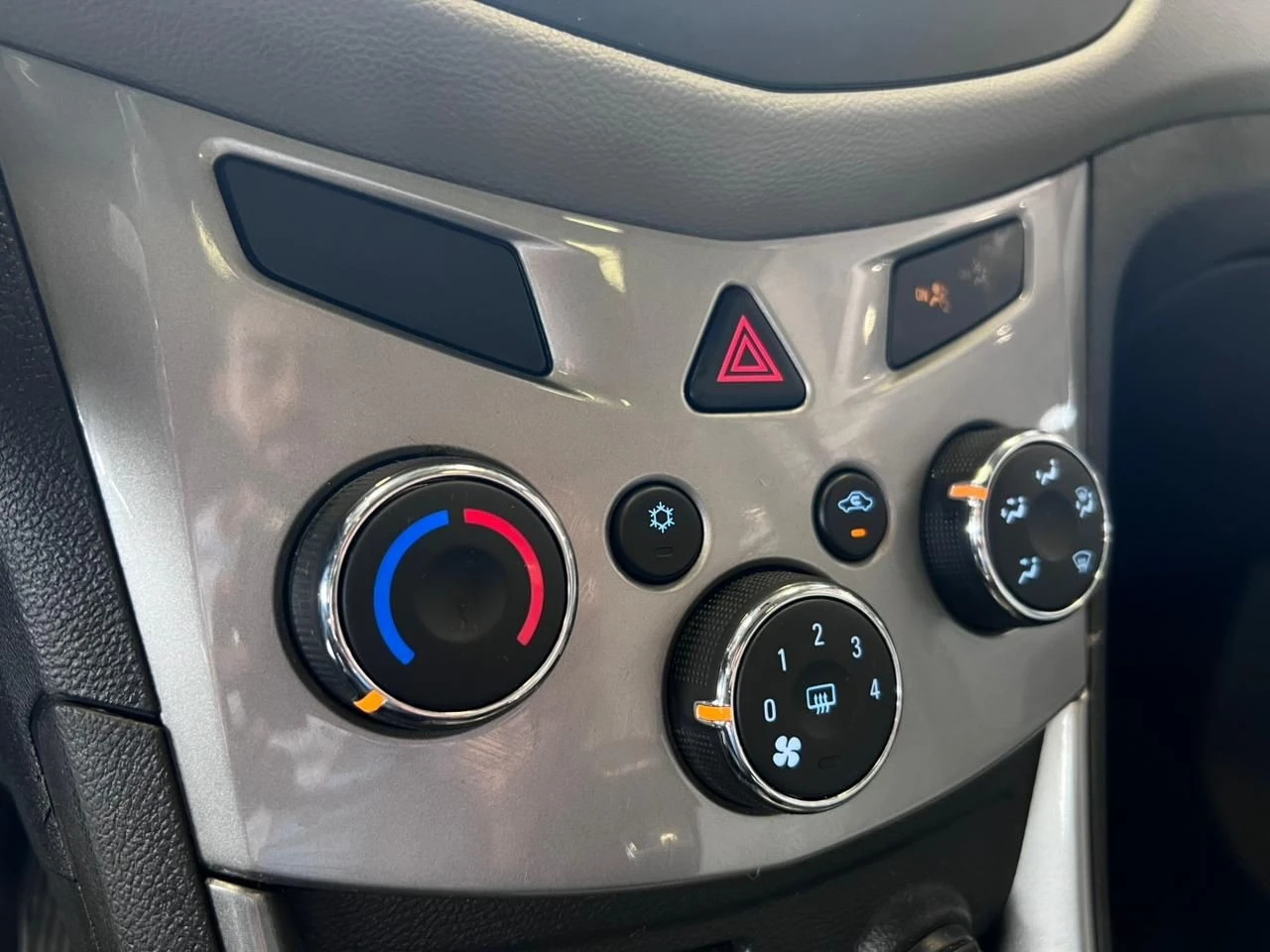 CHEVROLET TRACKER