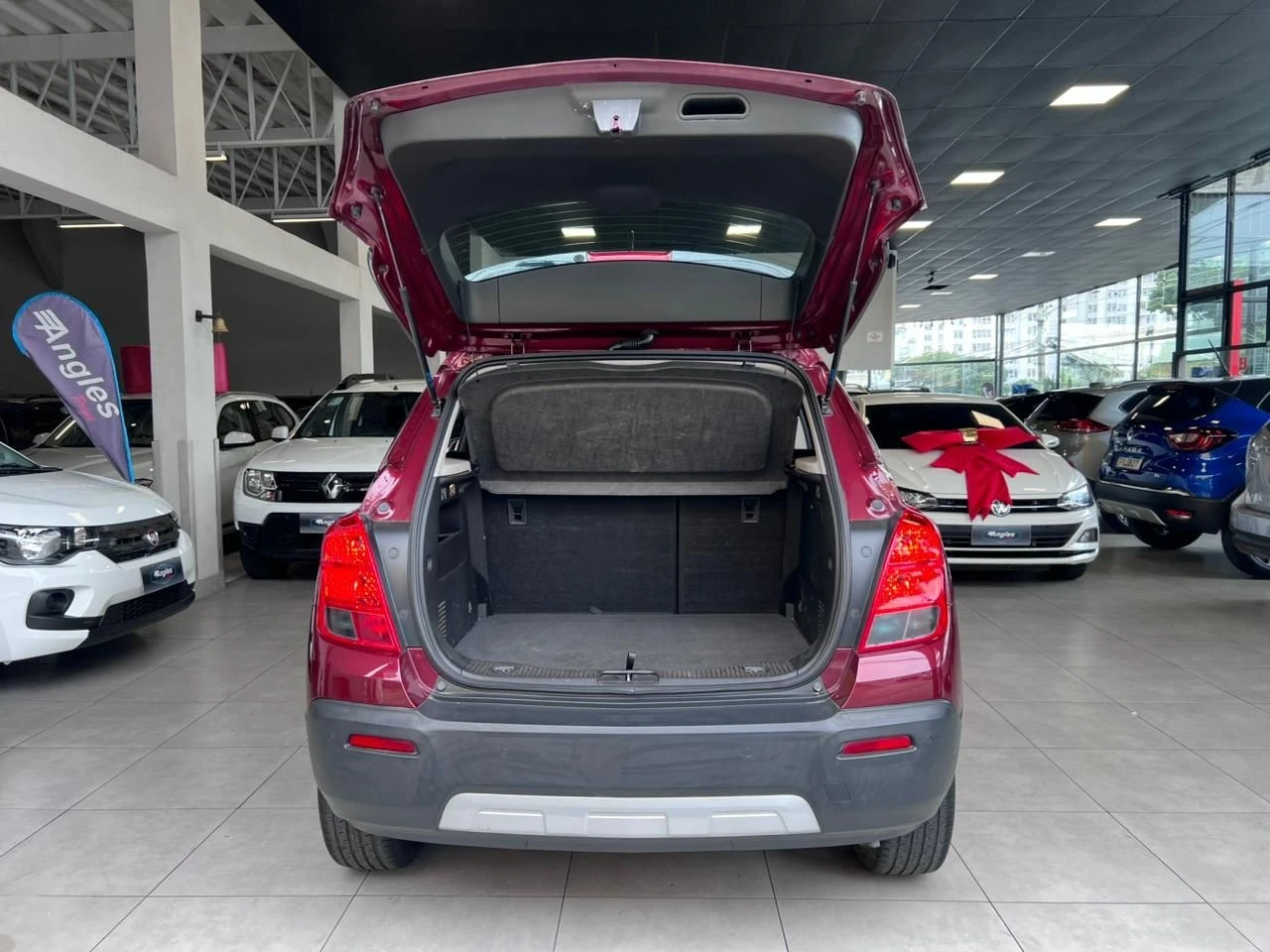 CHEVROLET TRACKER
