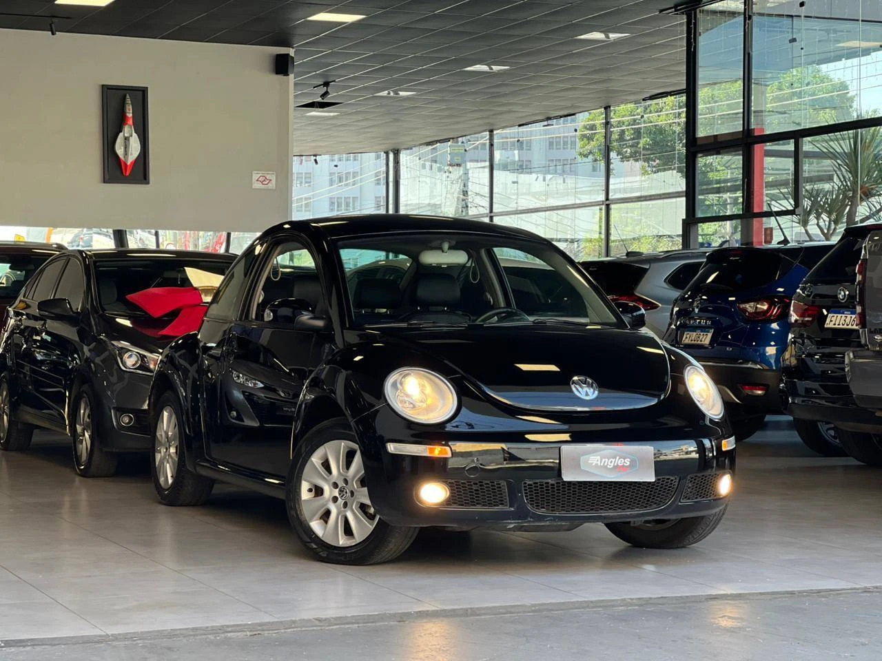 VOLKSWAGEN NEW BEETLE