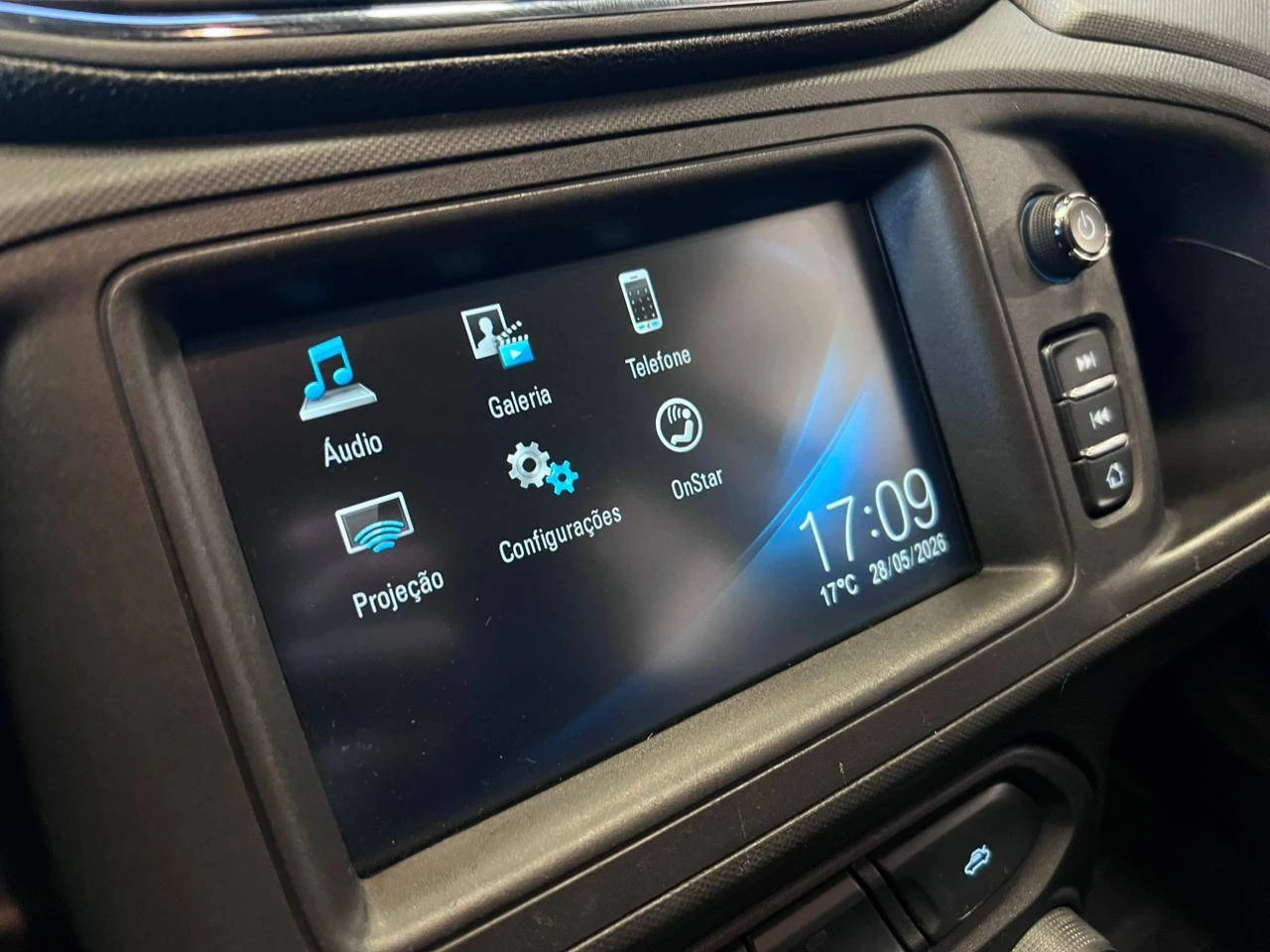 CHEVROLET ONIX