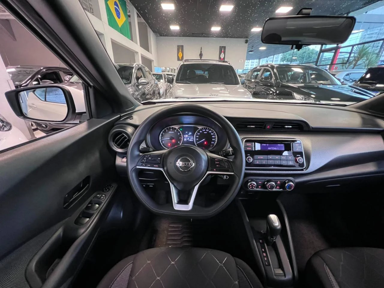NISSAN KICKS