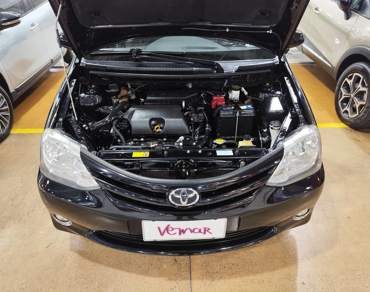 TOYOTA ETIOS