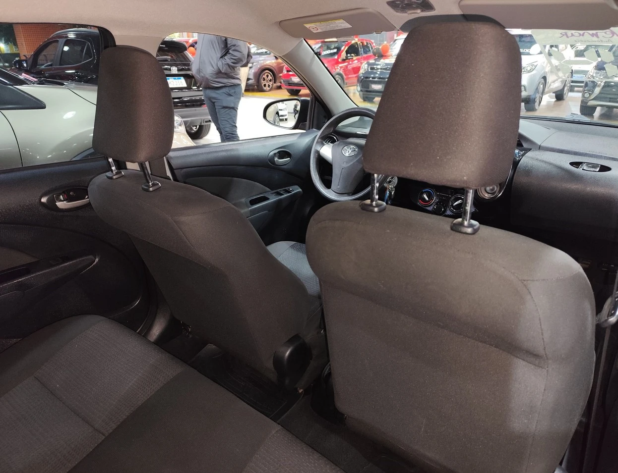 TOYOTA ETIOS