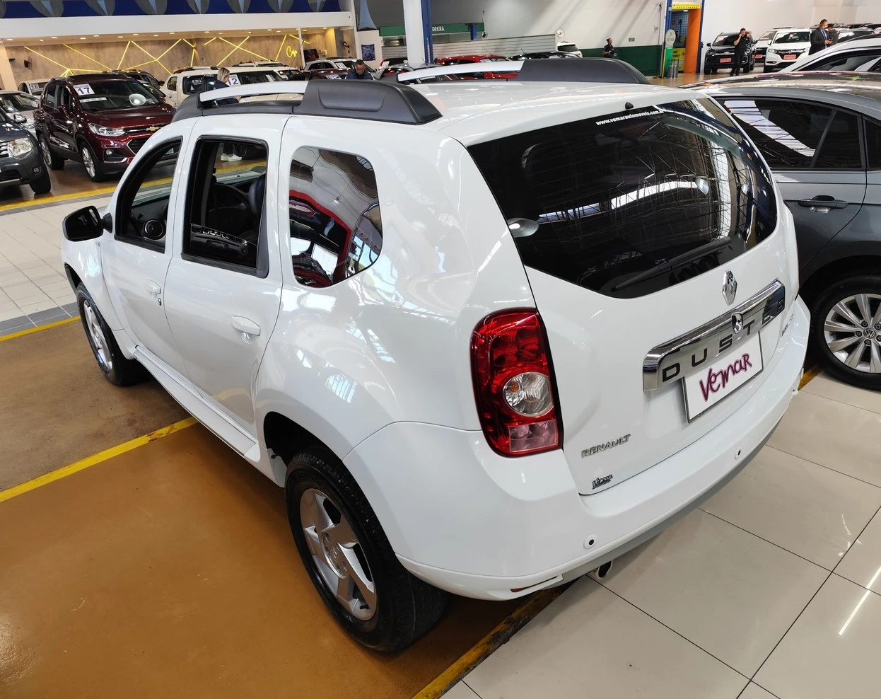 RENAULT DUSTER