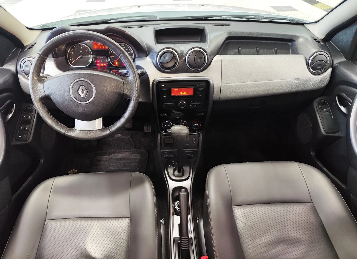 RENAULT DUSTER