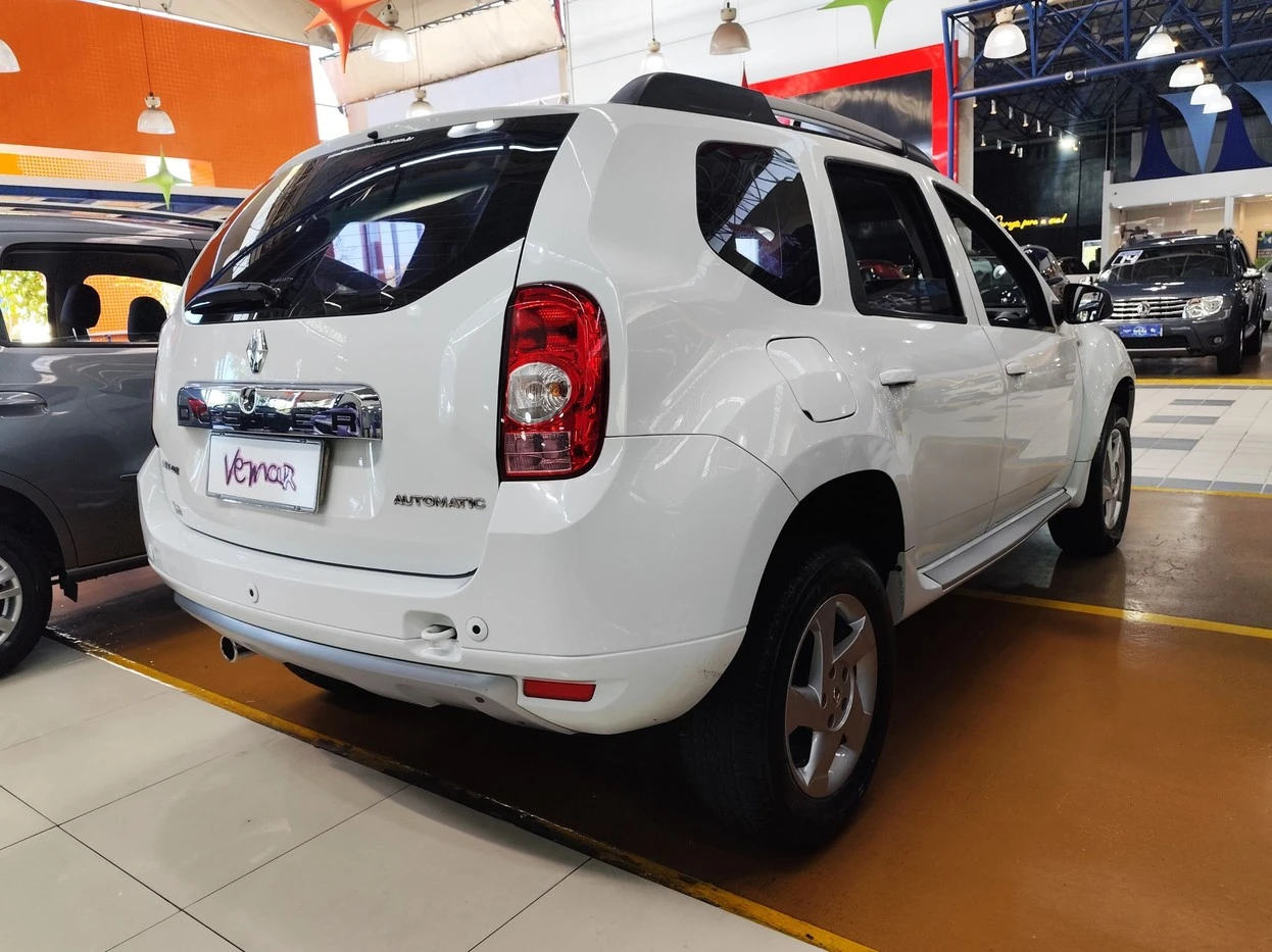 RENAULT DUSTER