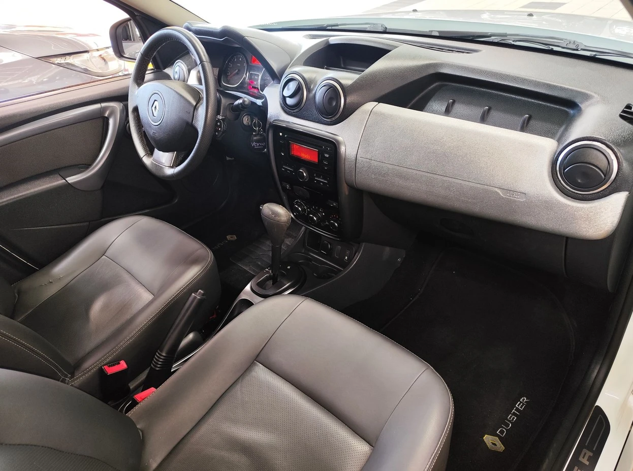 RENAULT DUSTER