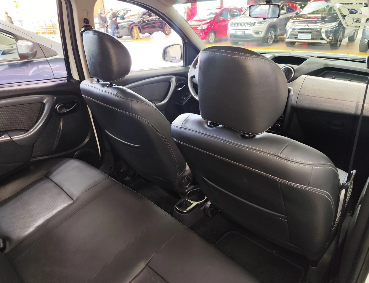 RENAULT DUSTER