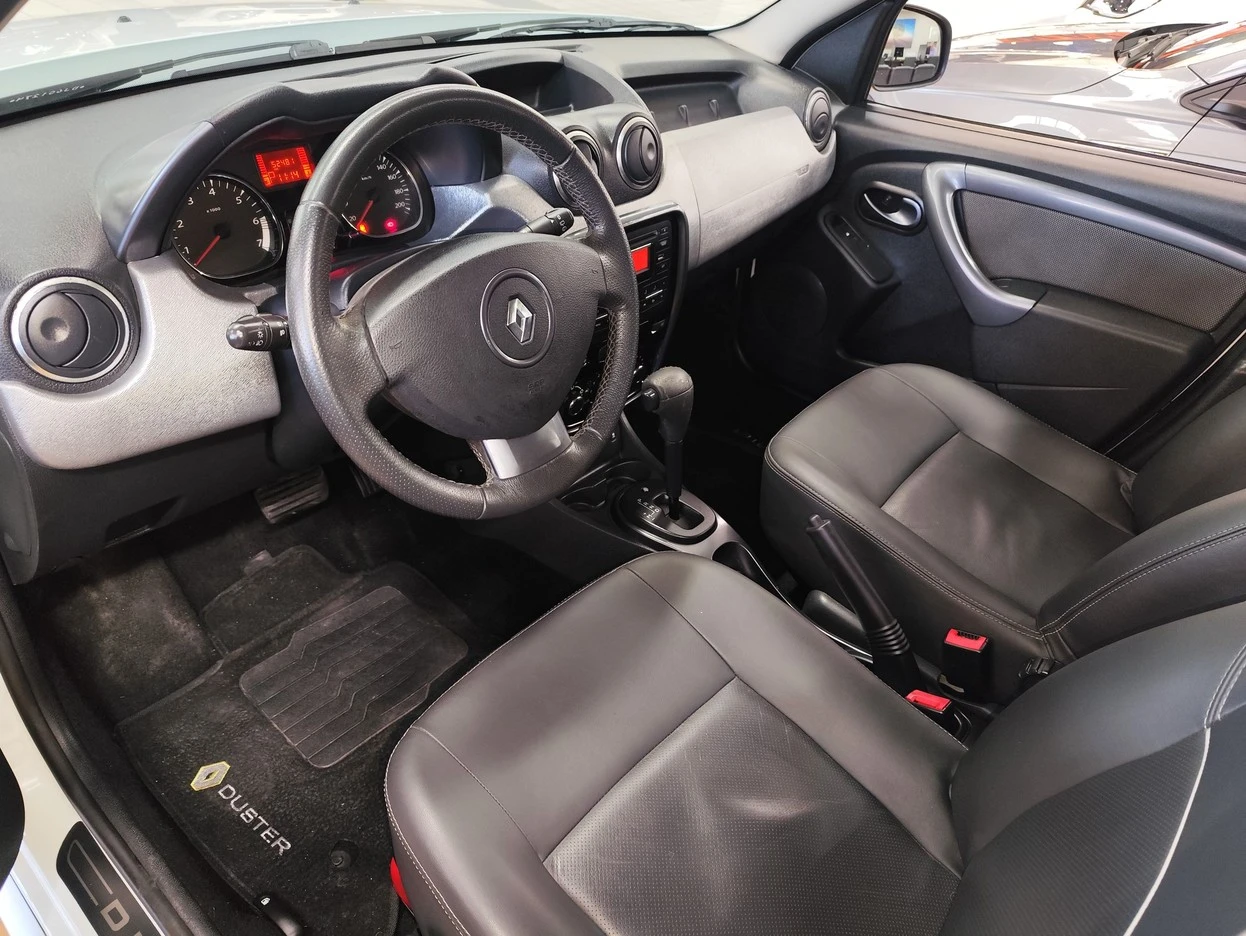RENAULT DUSTER
