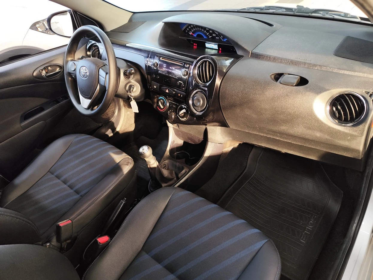 TOYOTA ETIOS