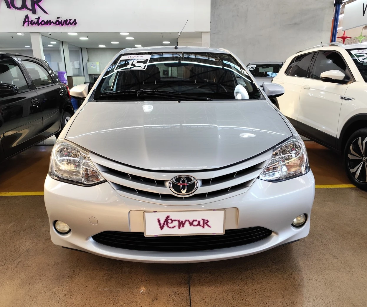 TOYOTA ETIOS