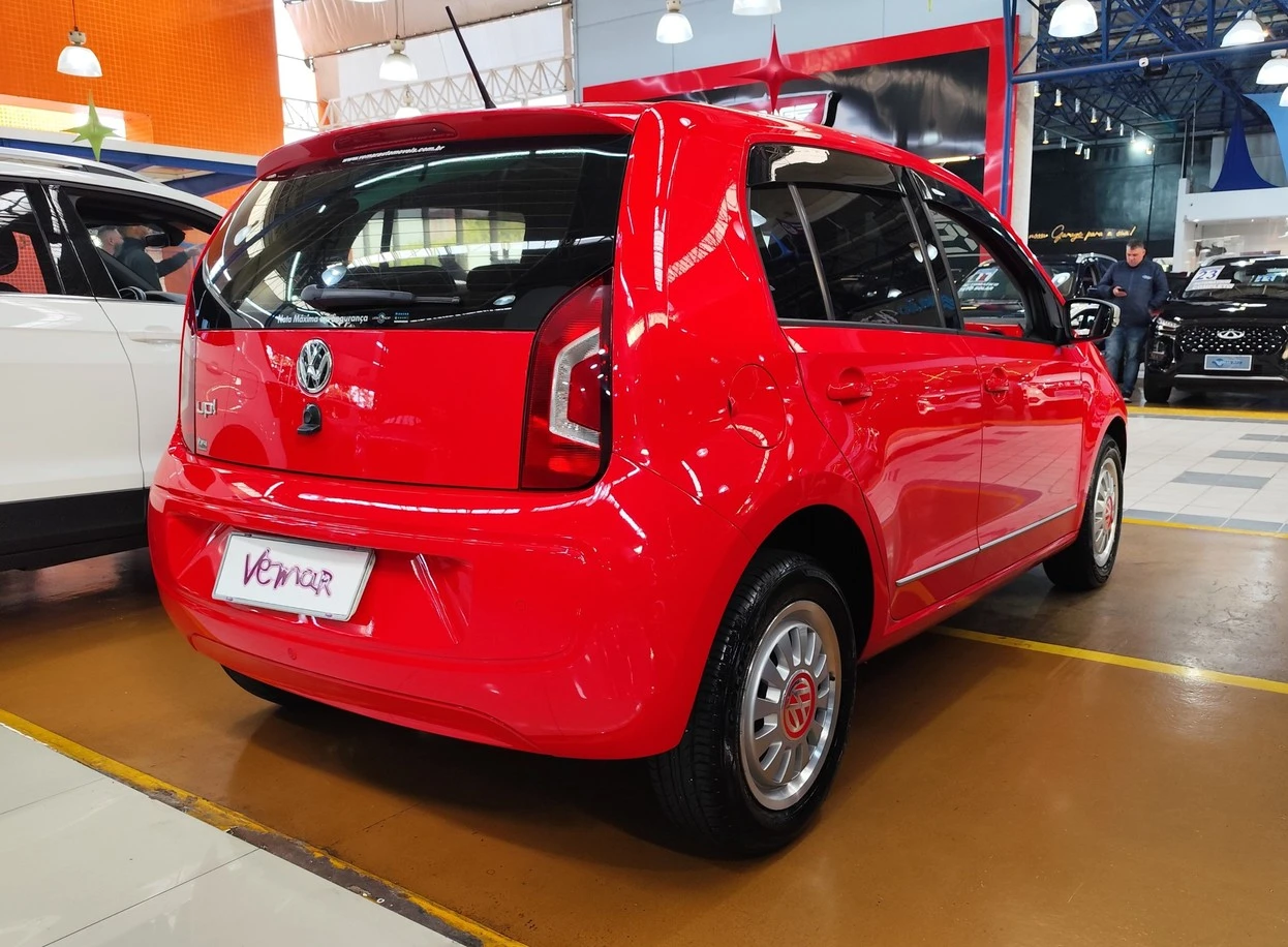 VOLKSWAGEN UP