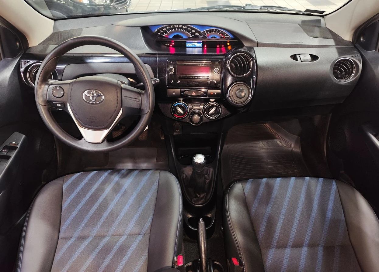 TOYOTA ETIOS