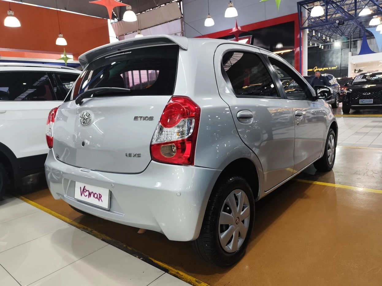 TOYOTA ETIOS