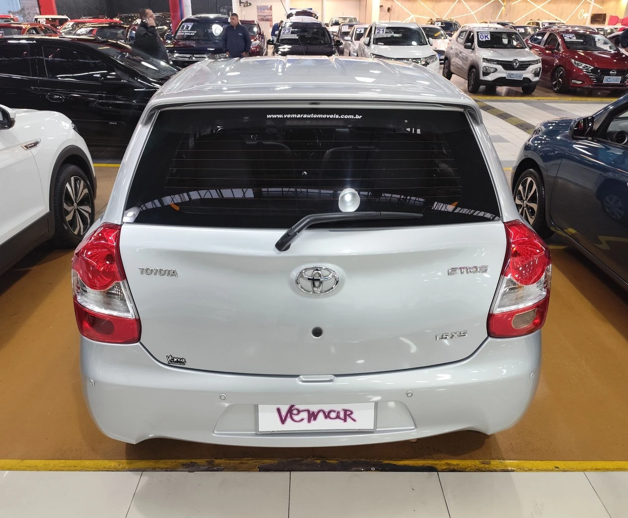 TOYOTA ETIOS