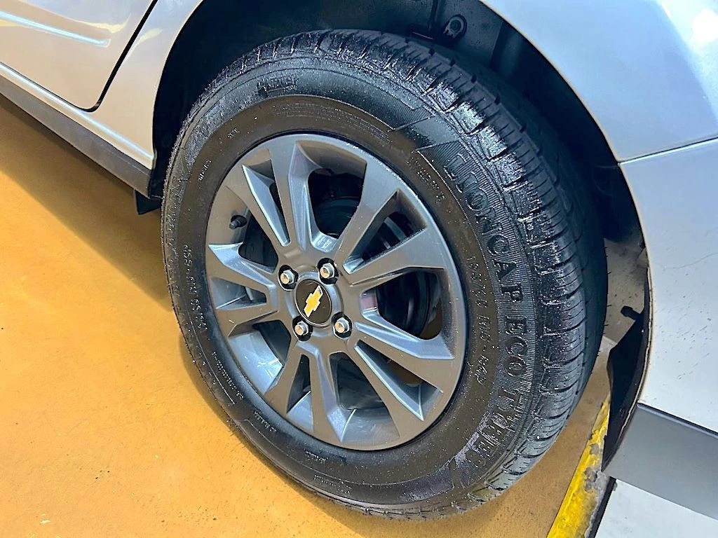 CHEVROLET PRISMA