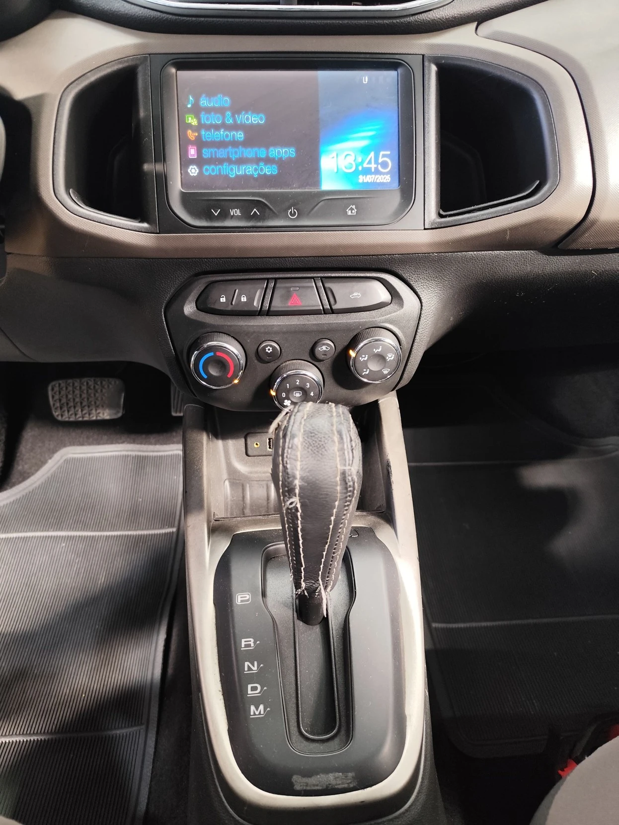 CHEVROLET PRISMA