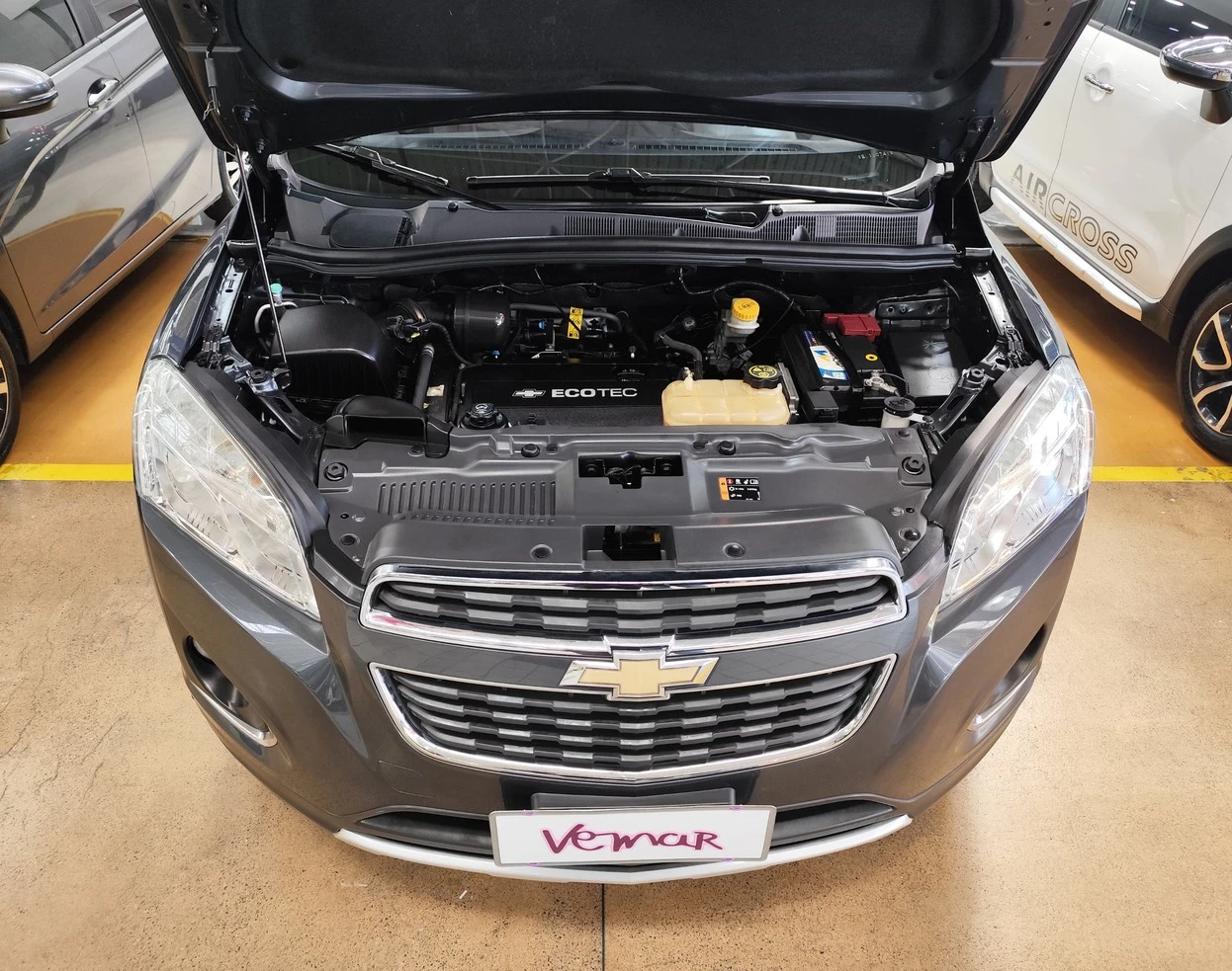 CHEVROLET TRACKER