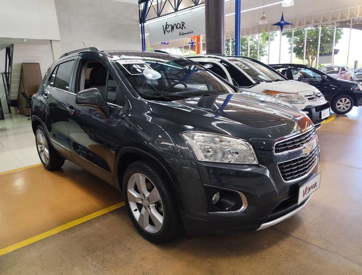 CHEVROLET TRACKER
