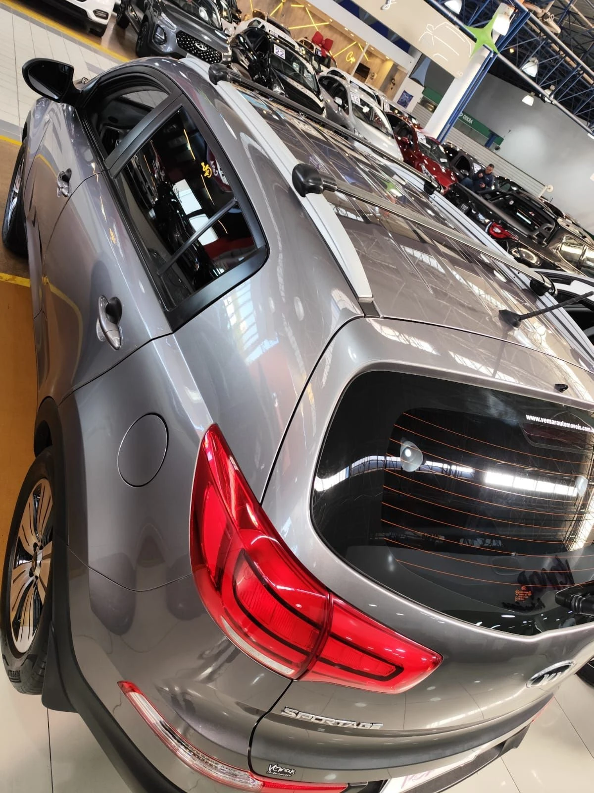 KIA SPORTAGE