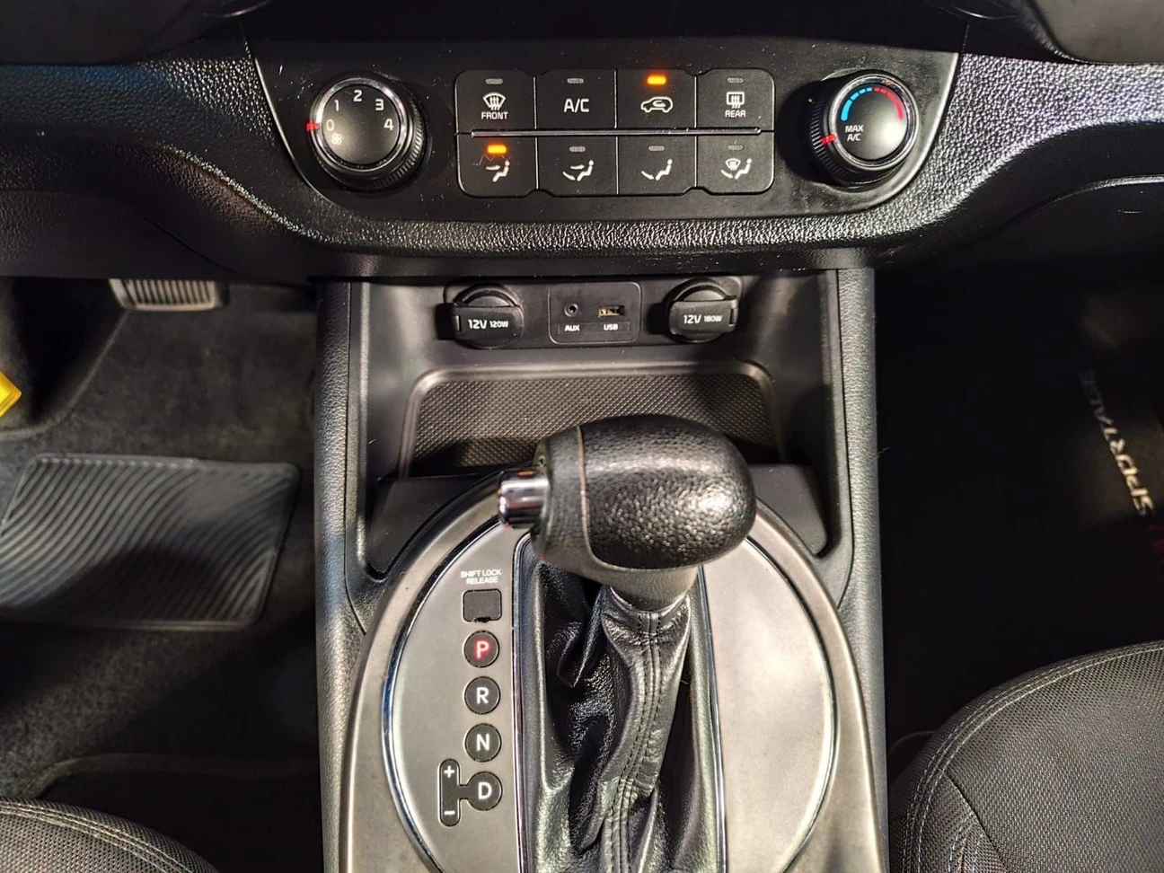 KIA SPORTAGE
