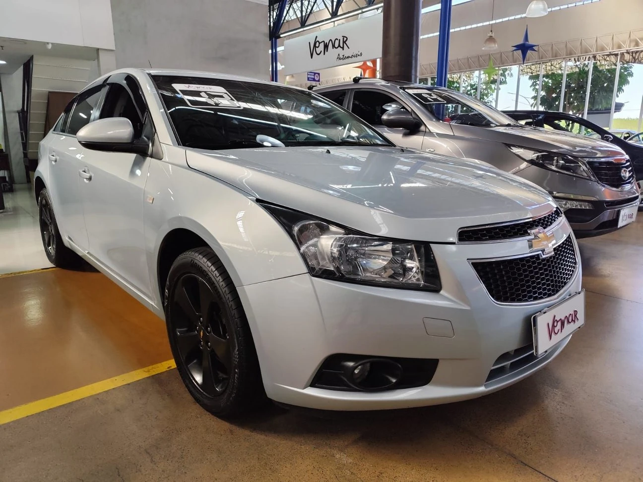 CHEVROLET CRUZE