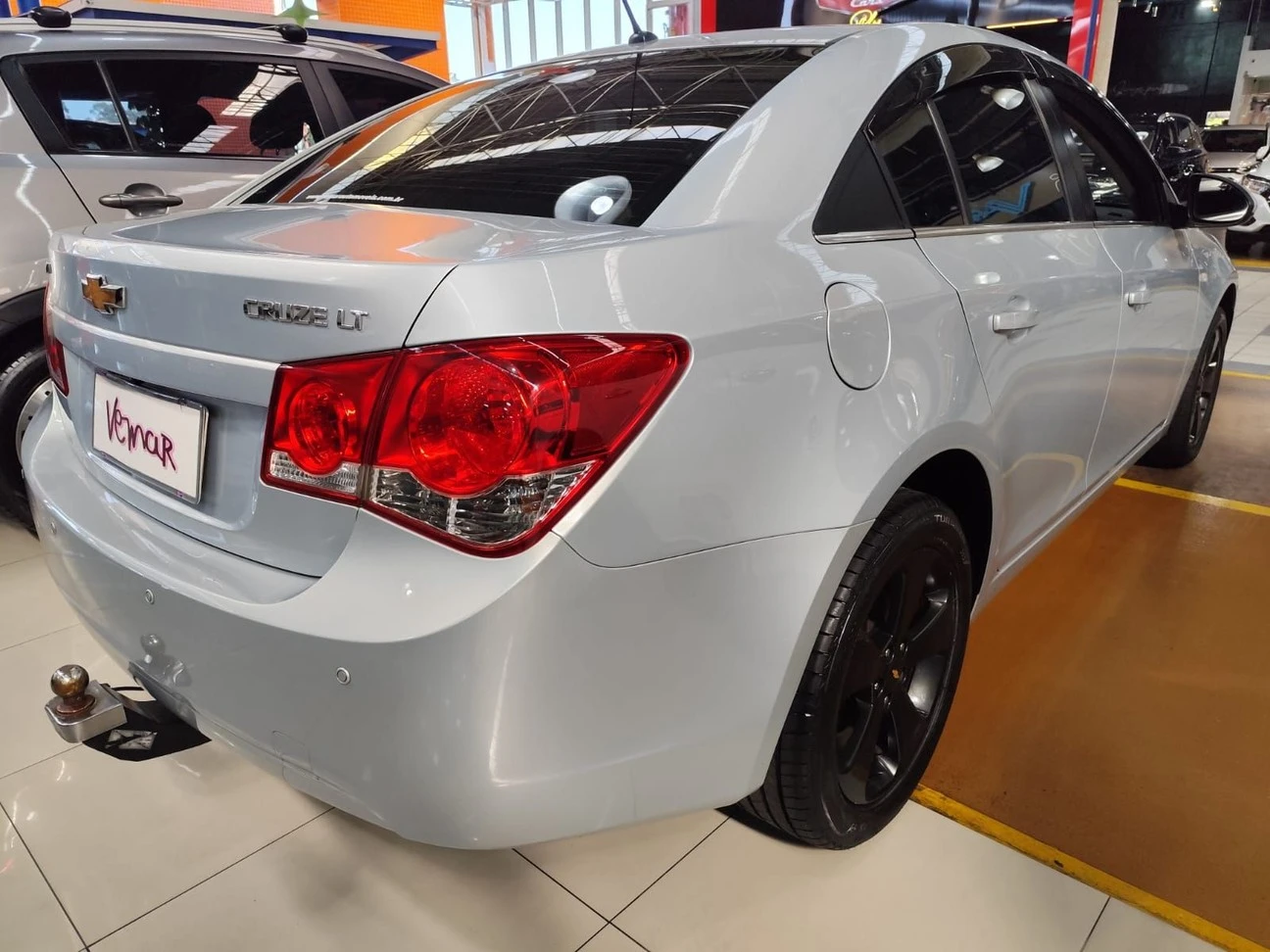 CHEVROLET CRUZE