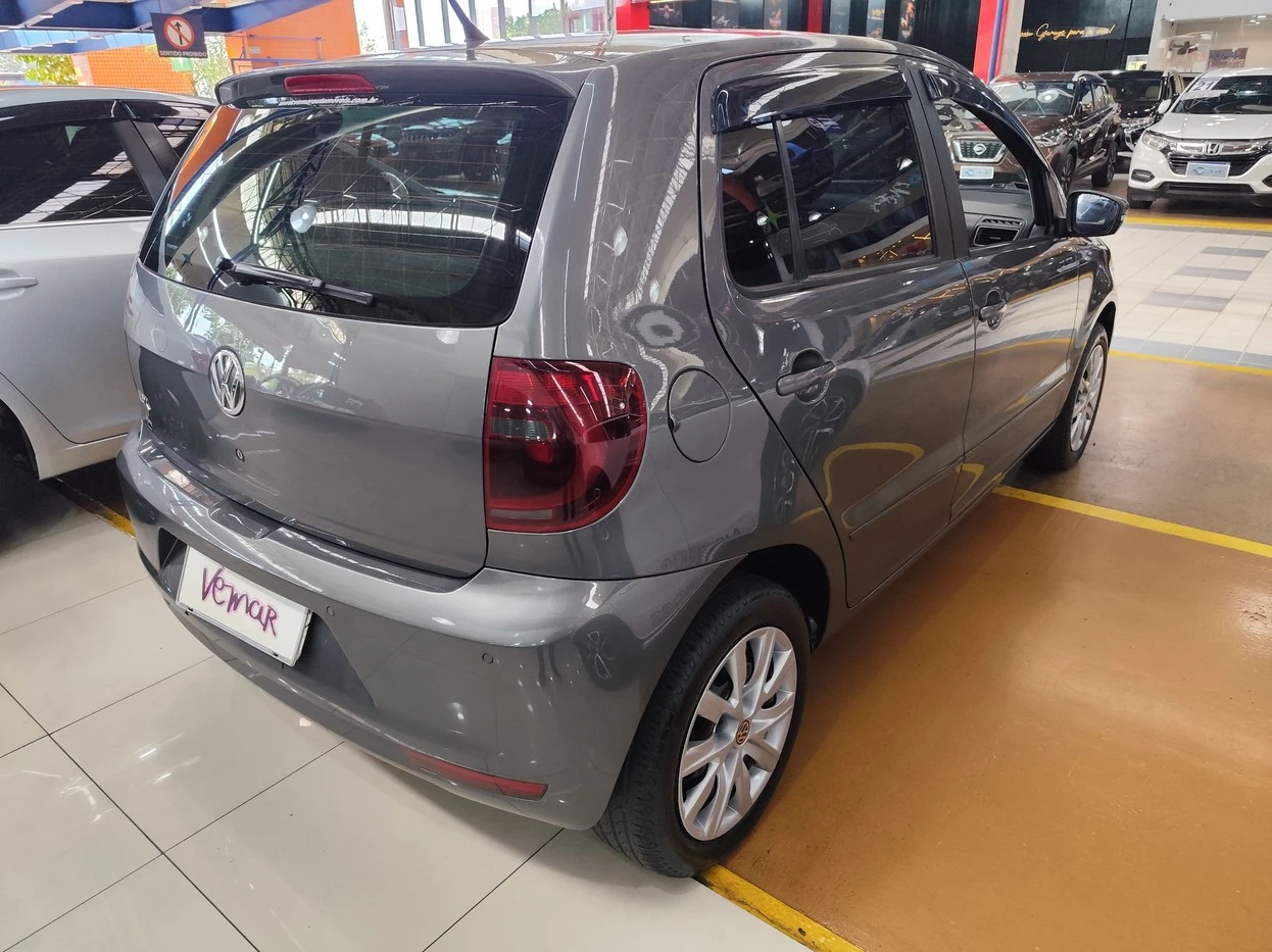 VOLKSWAGEN FOX
