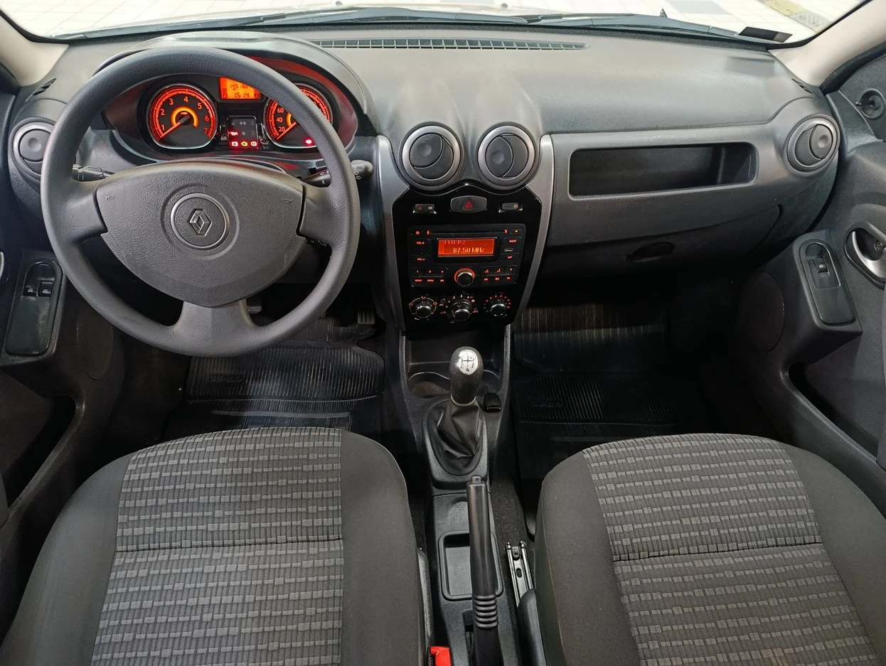 RENAULT SANDERO