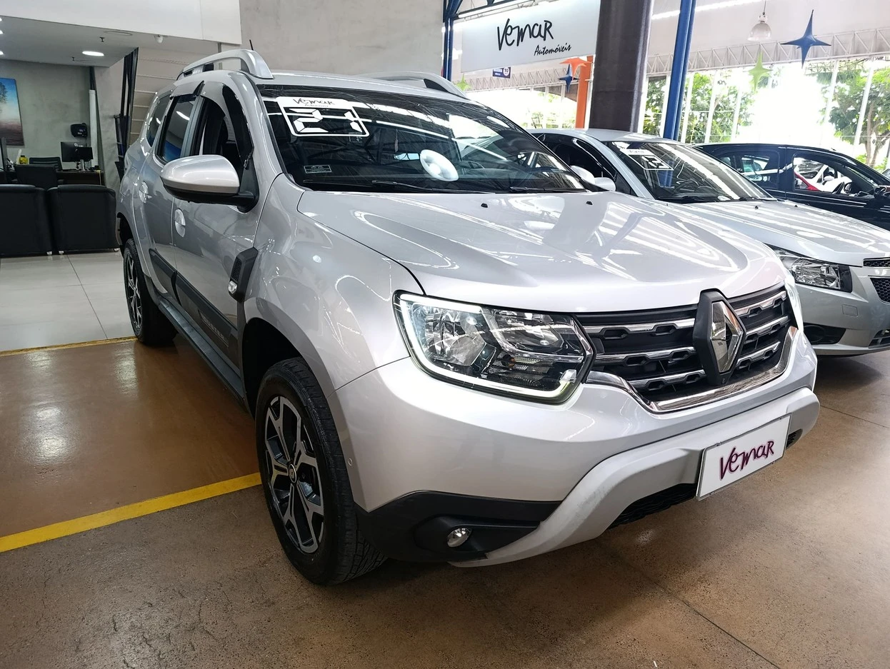 RENAULT DUSTER