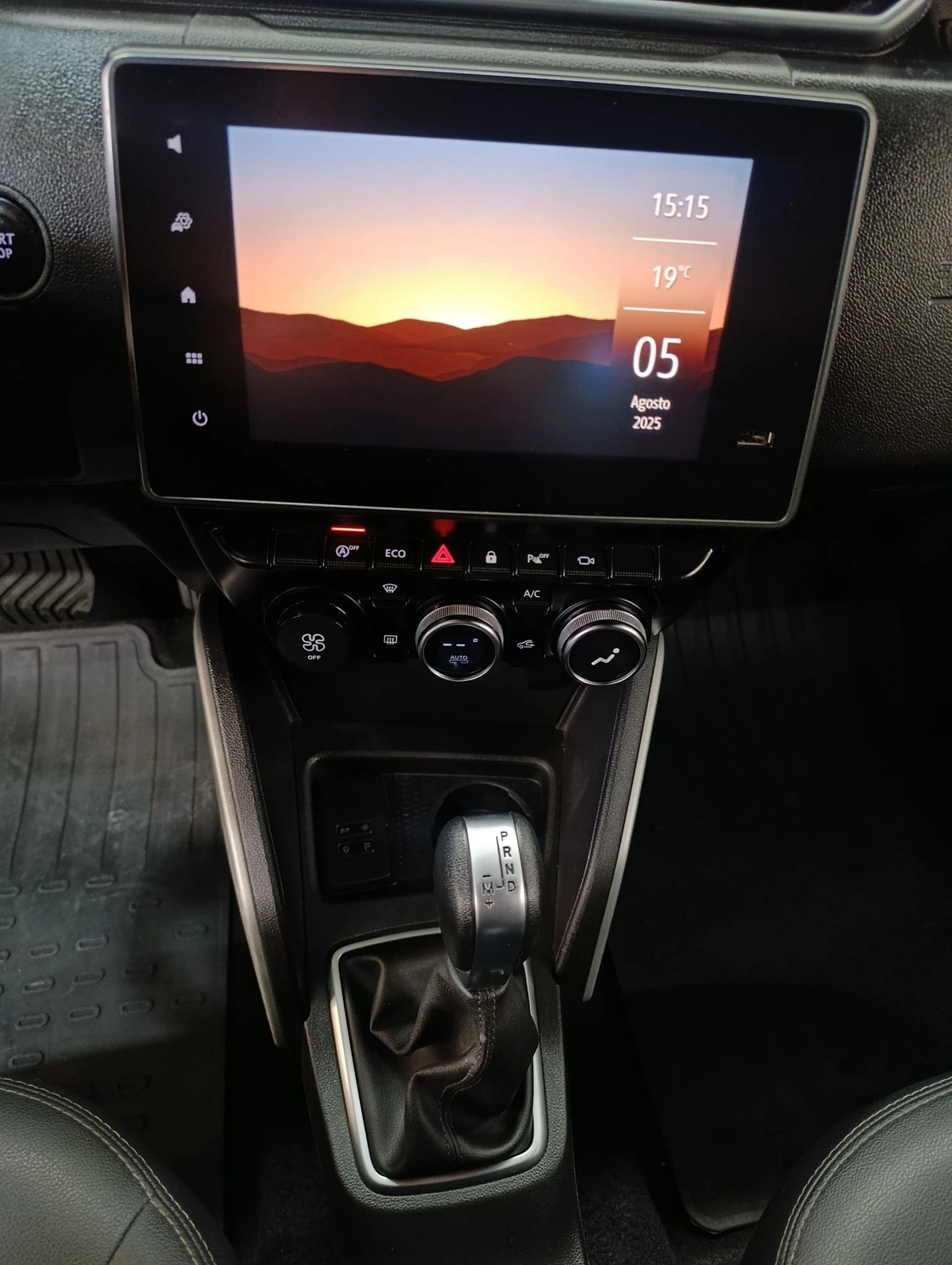 RENAULT DUSTER