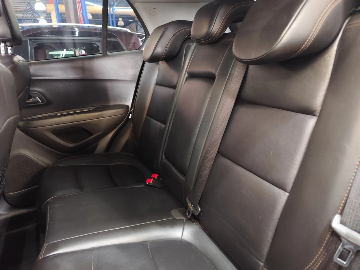 CHEVROLET TRACKER