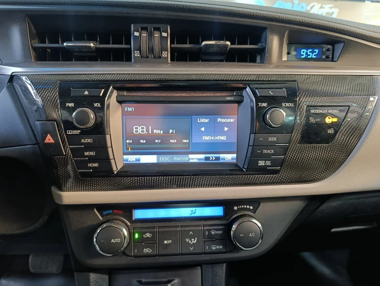 TOYOTA COROLLA