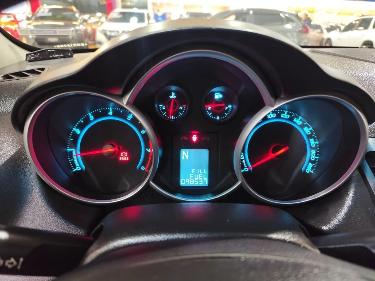 CHEVROLET CRUZE