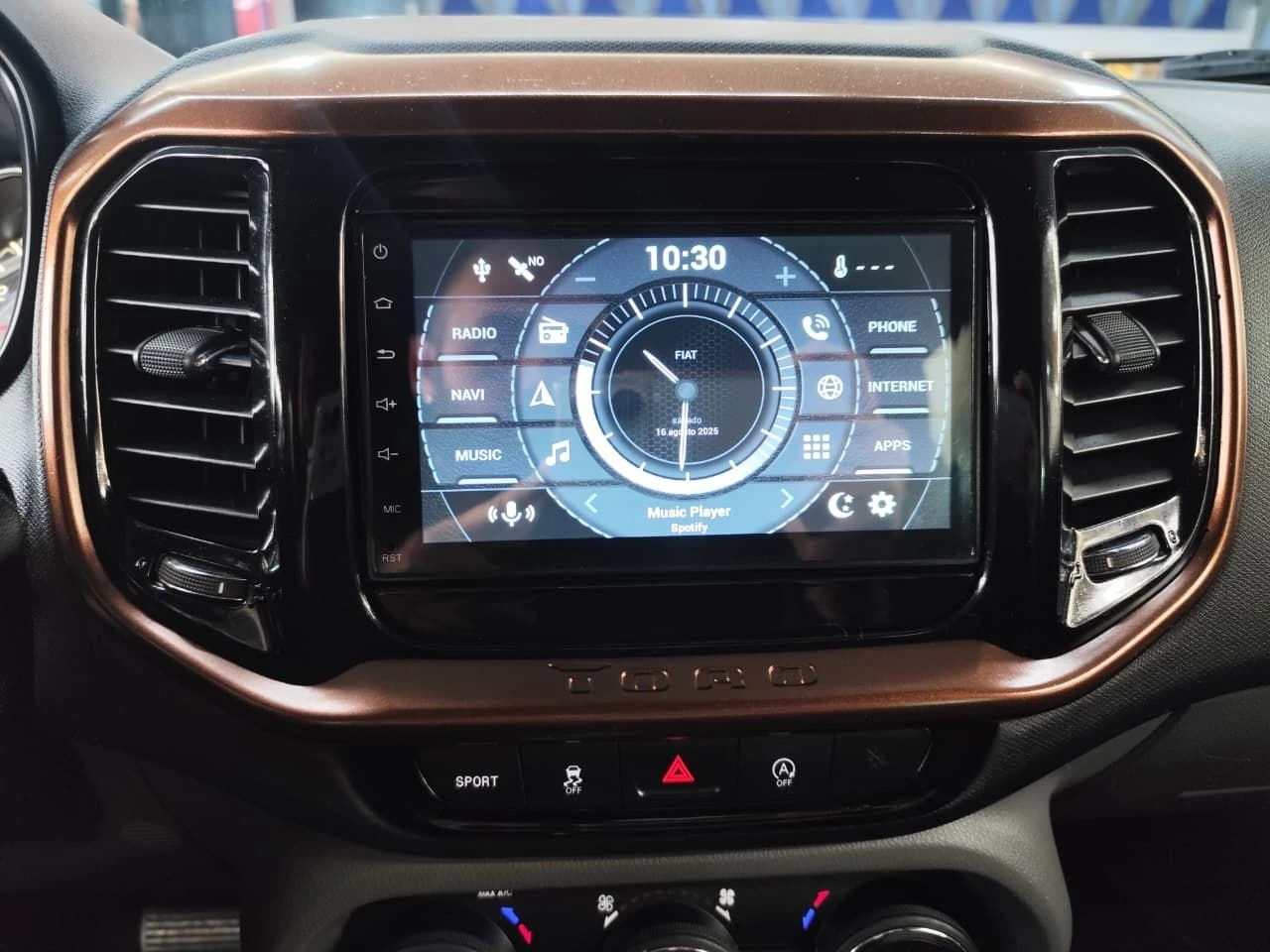 FIAT TORO