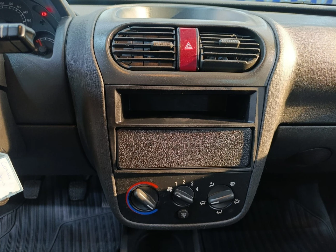 CHEVROLET CORSA