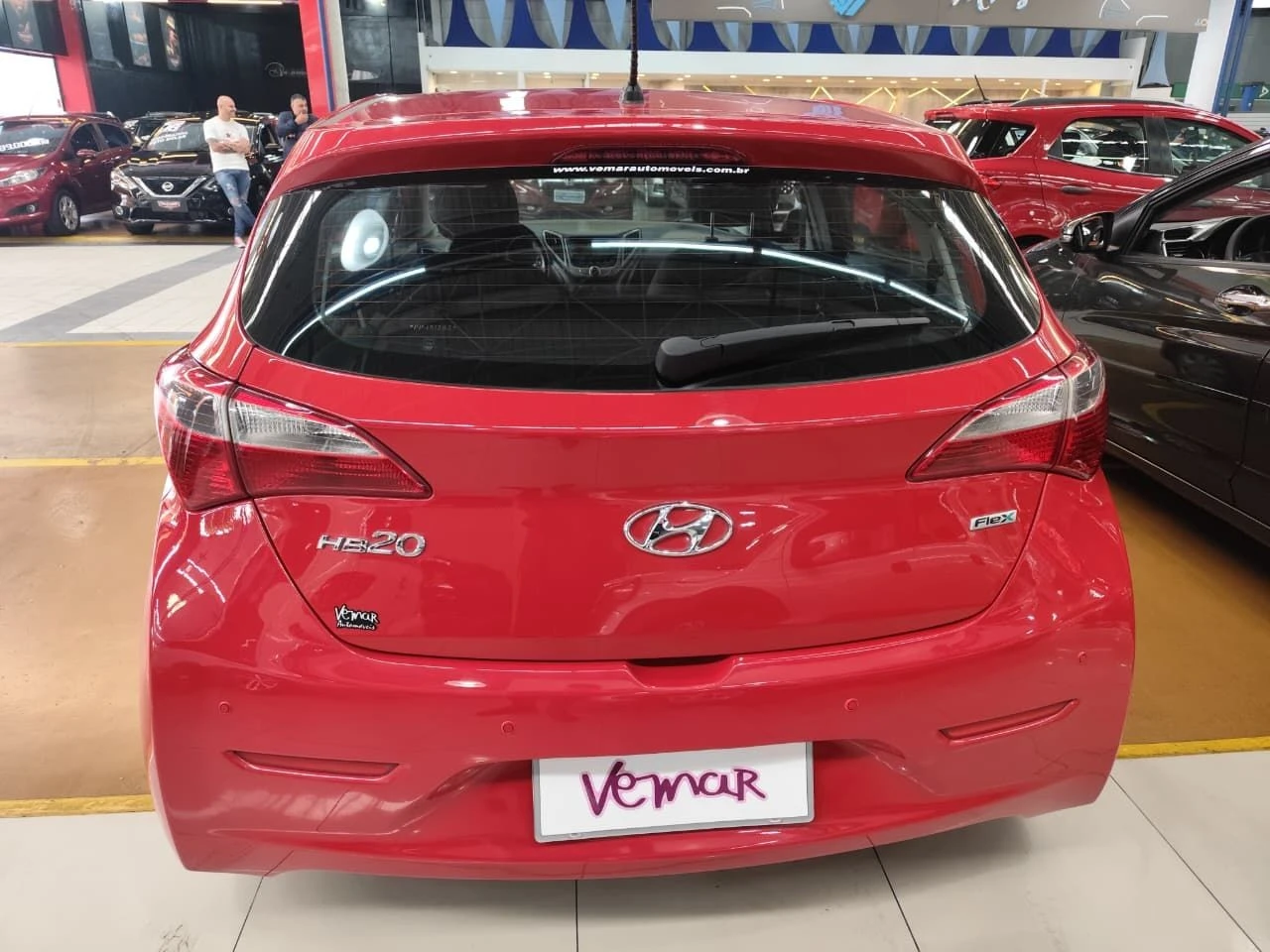 HYUNDAI HB20