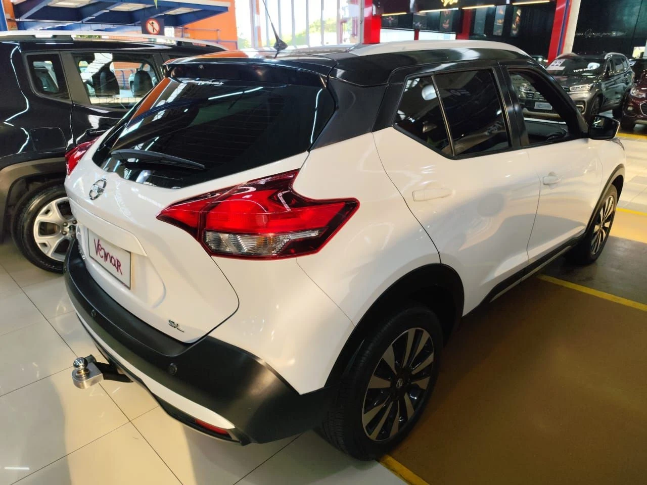 NISSAN KICKS