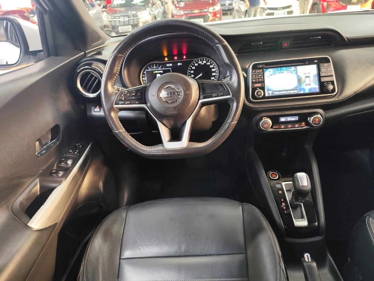 NISSAN KICKS