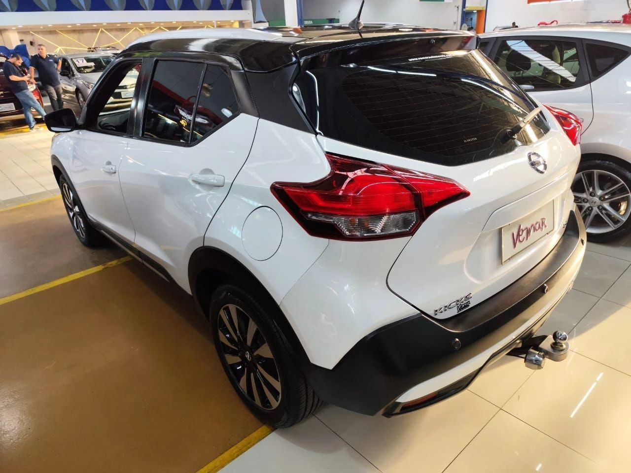 NISSAN KICKS