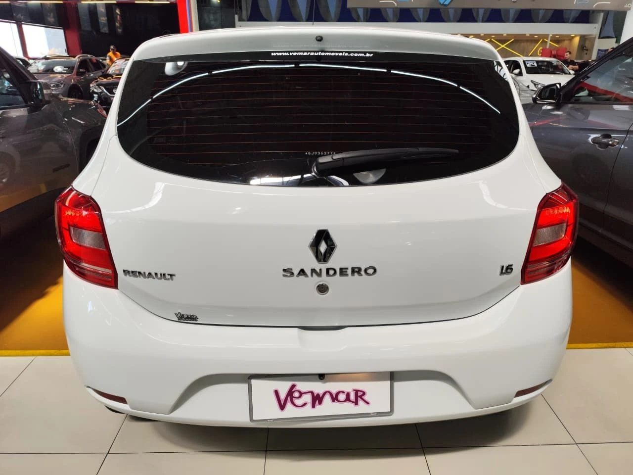 RENAULT SANDERO