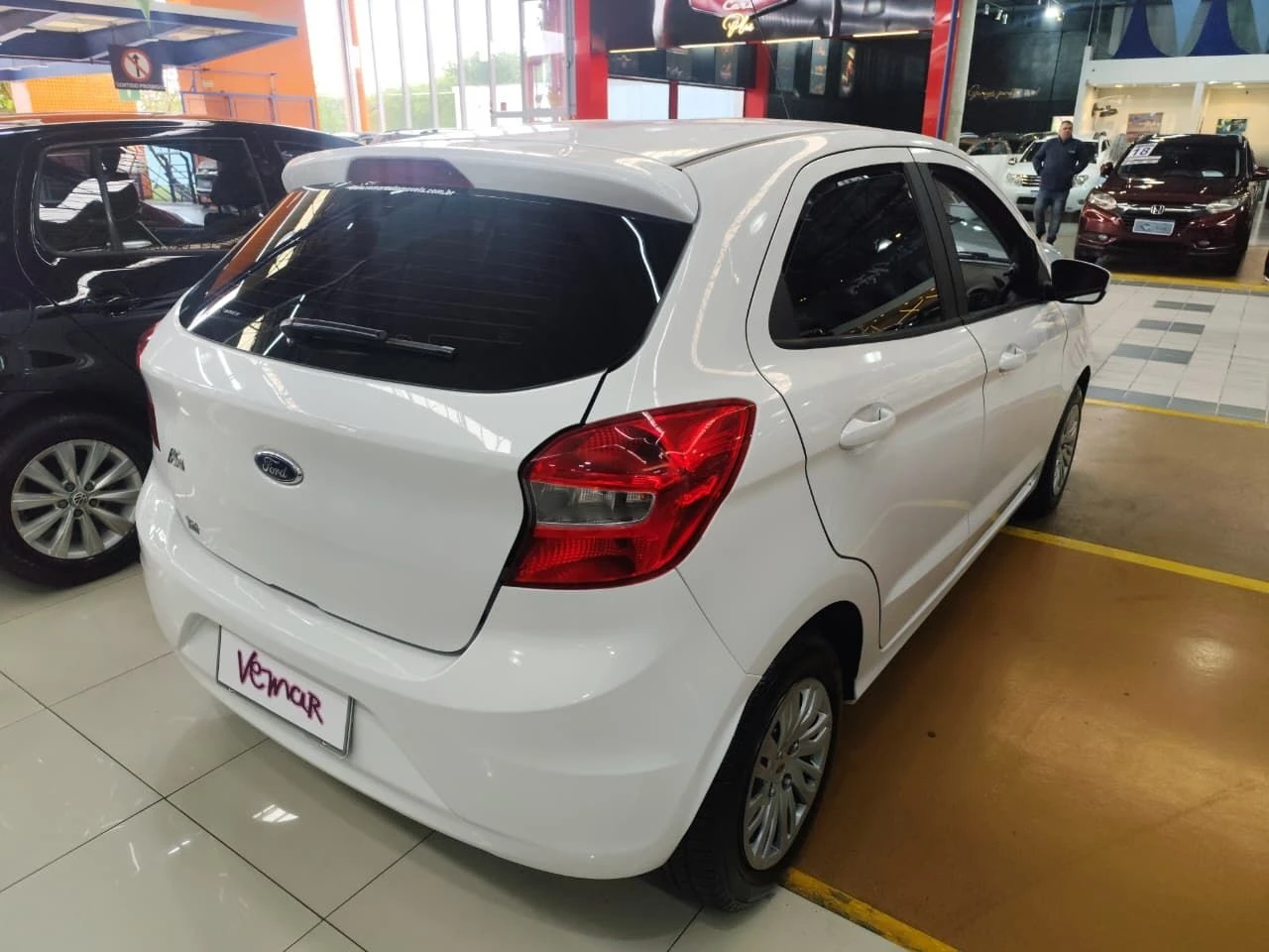 FORD KA