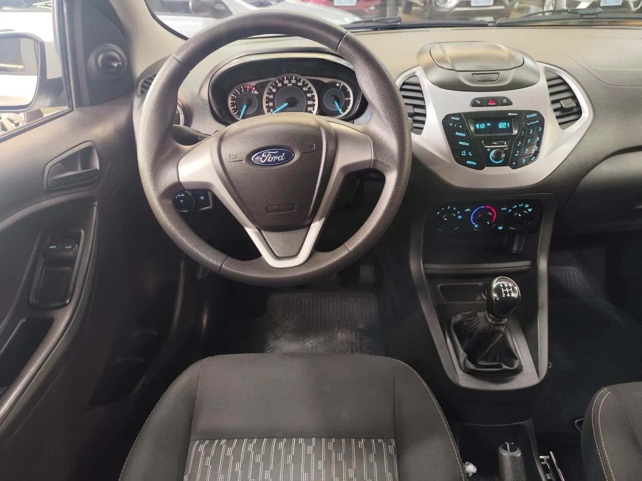 FORD KA