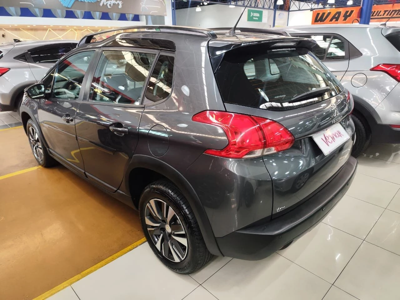 PEUGEOT 2008