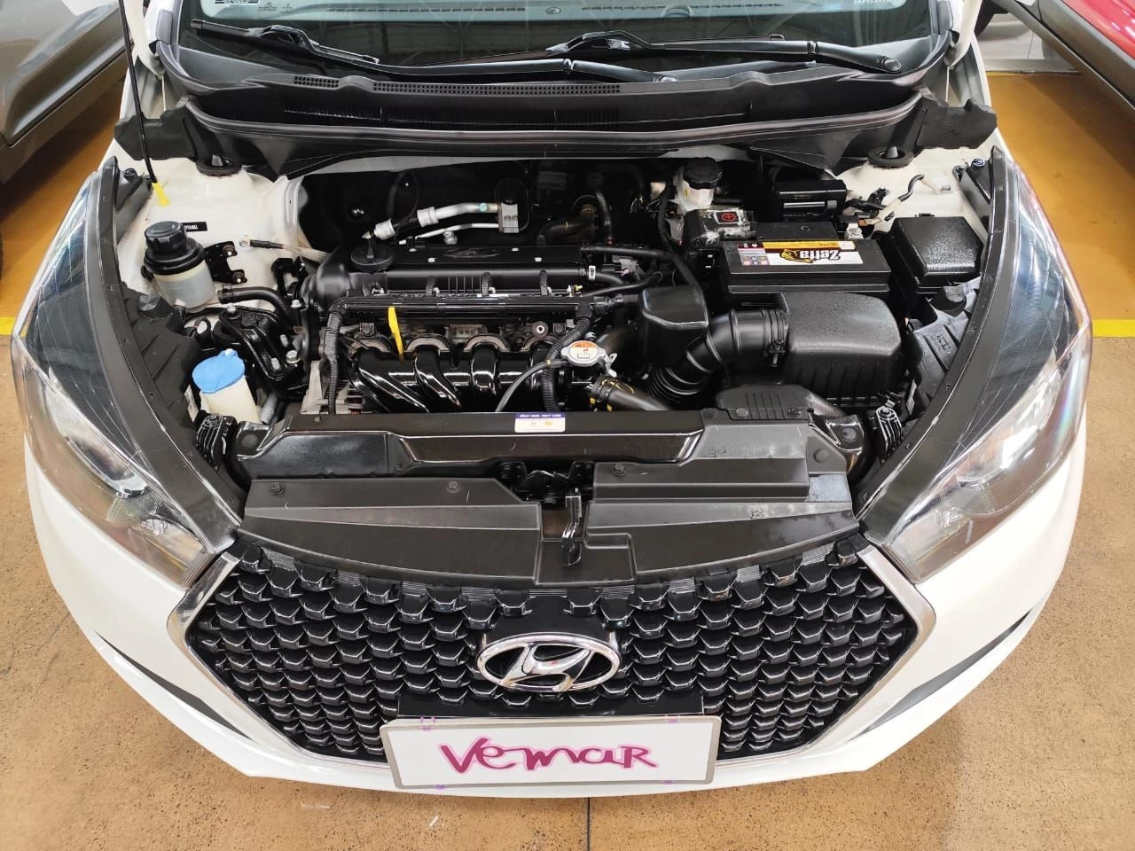 HYUNDAI HB20