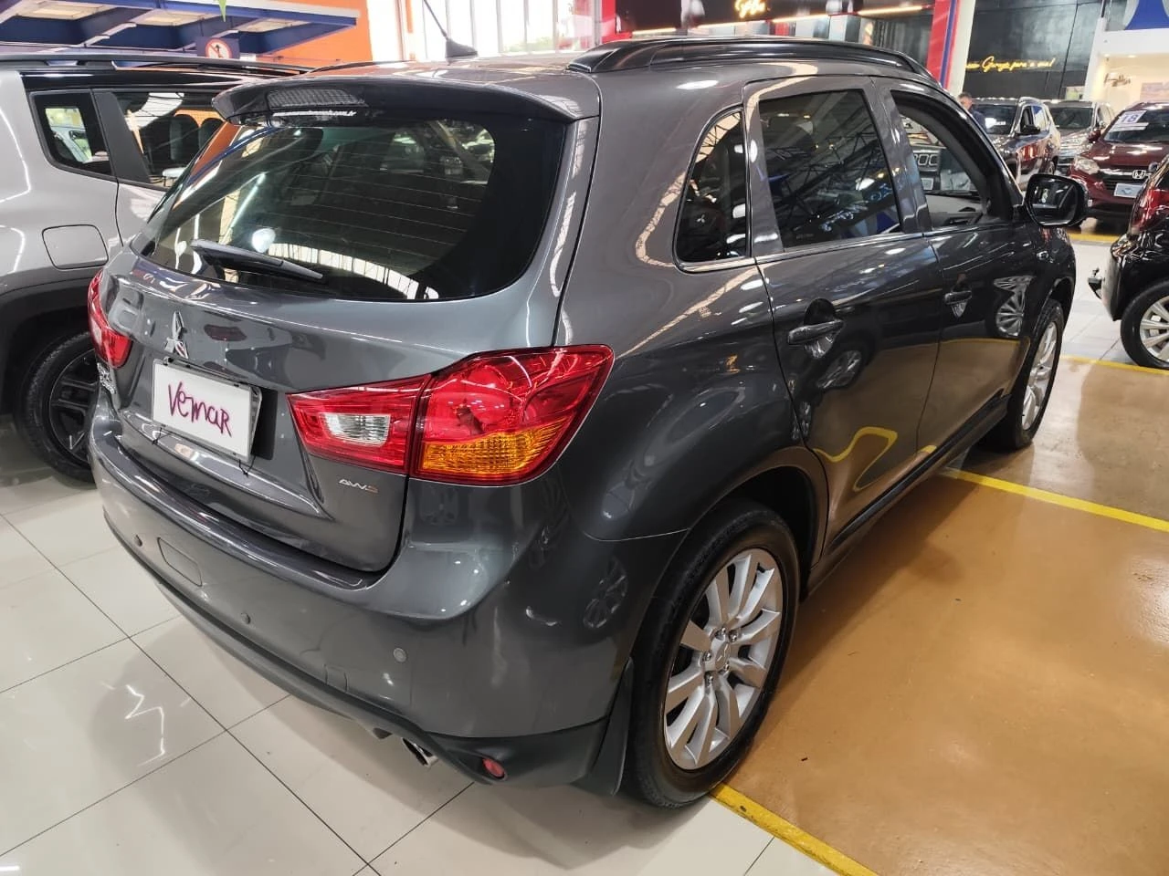 MITSUBISHI ASX