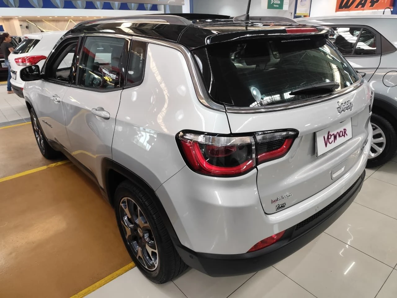 JEEP COMPASS
