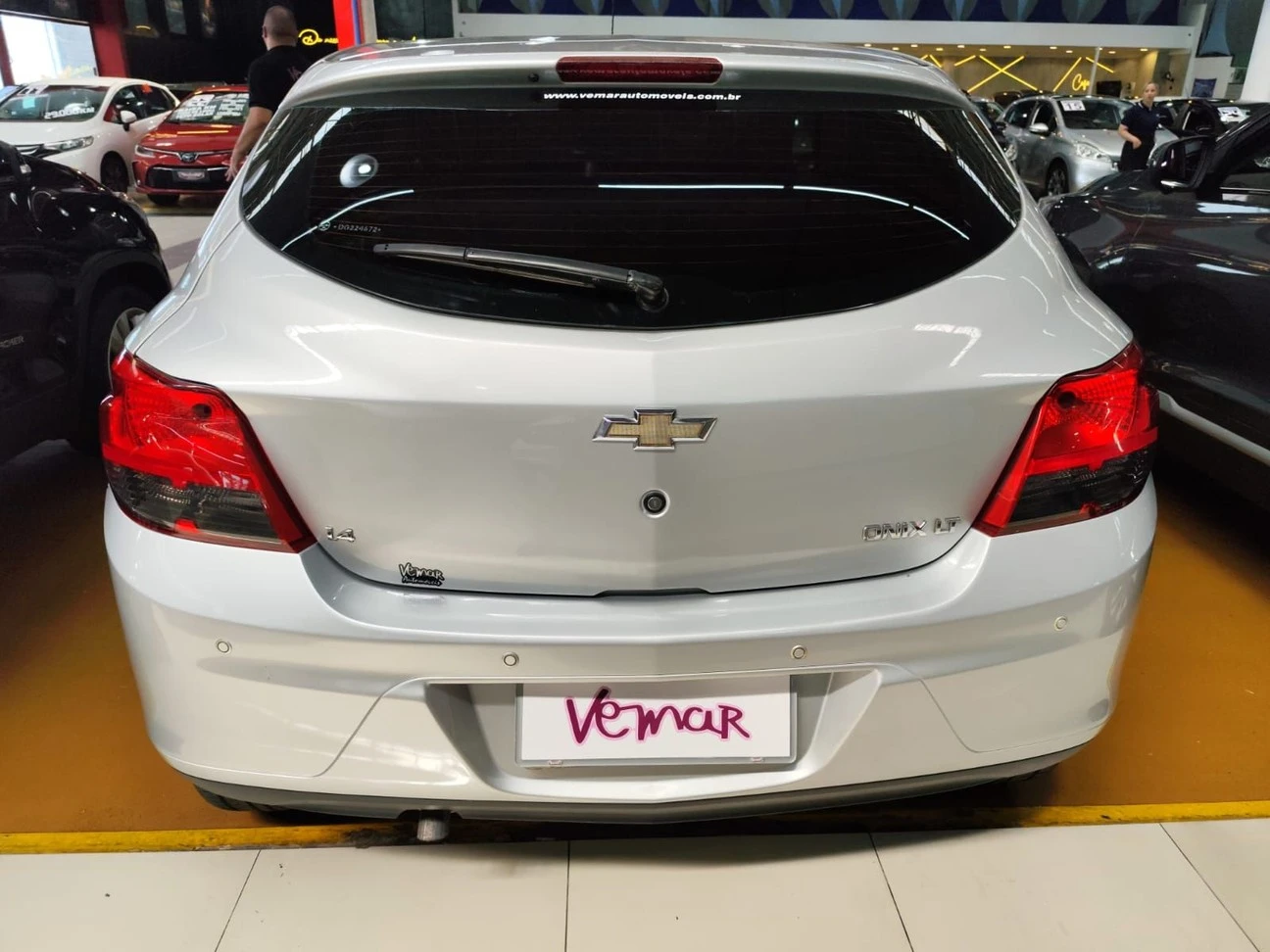 CHEVROLET ONIX